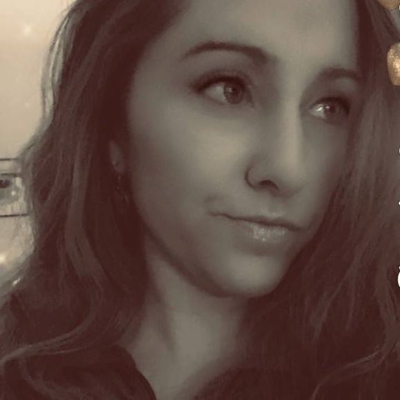 Meet your Posher, Colleen - Picture 1 of 1